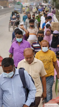 করোনাতেও স্বপ্ন বাড়ি যায়