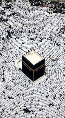 পবিত্র মসজিদুল হারামের নান্দনিক ১০ ছবি