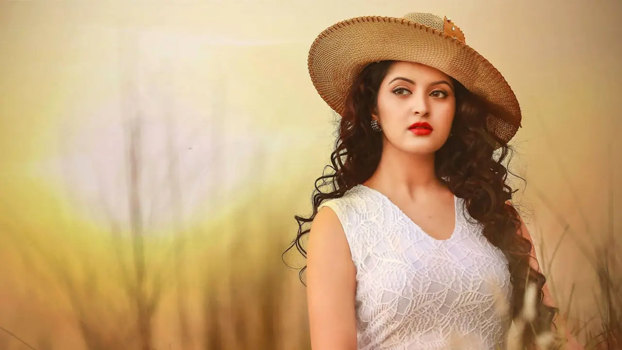 নতুন সিনেমার শুটিংয়ে পরীমনি
