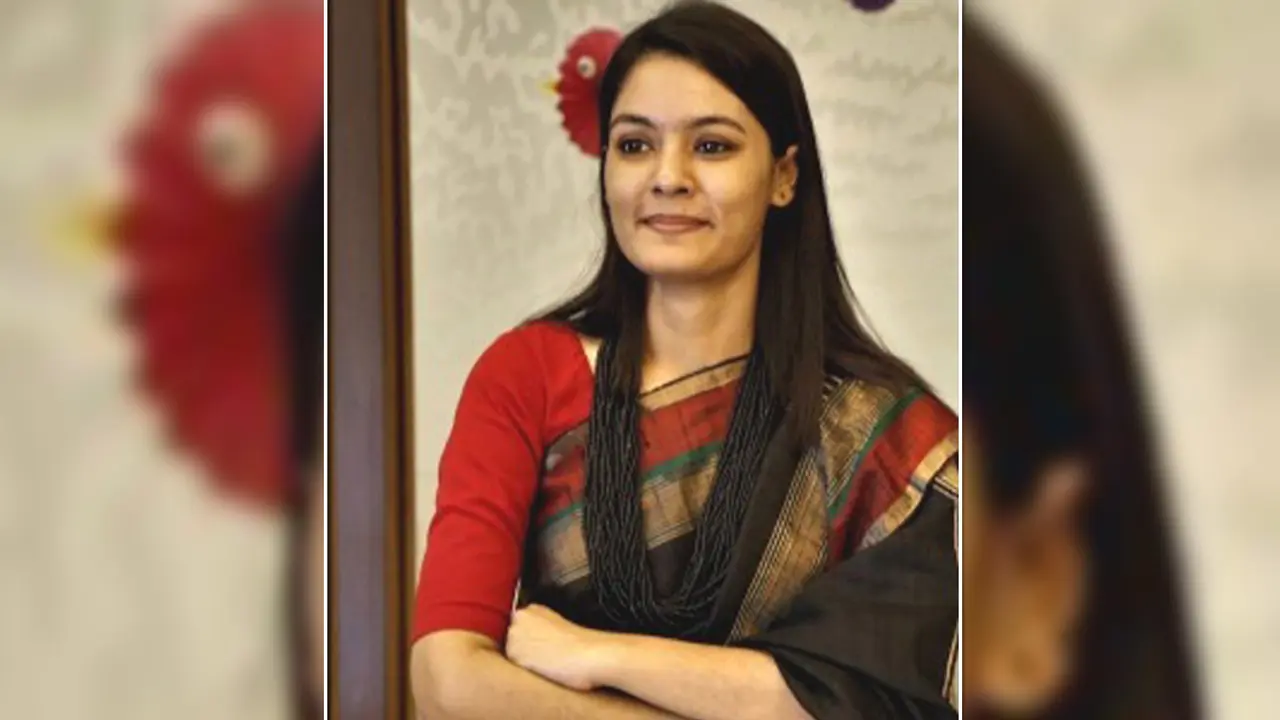 ১৫ কোটি টাকা কমিশন নেন পিকে হালদারের বান্ধবী নাহিদা রুনাই