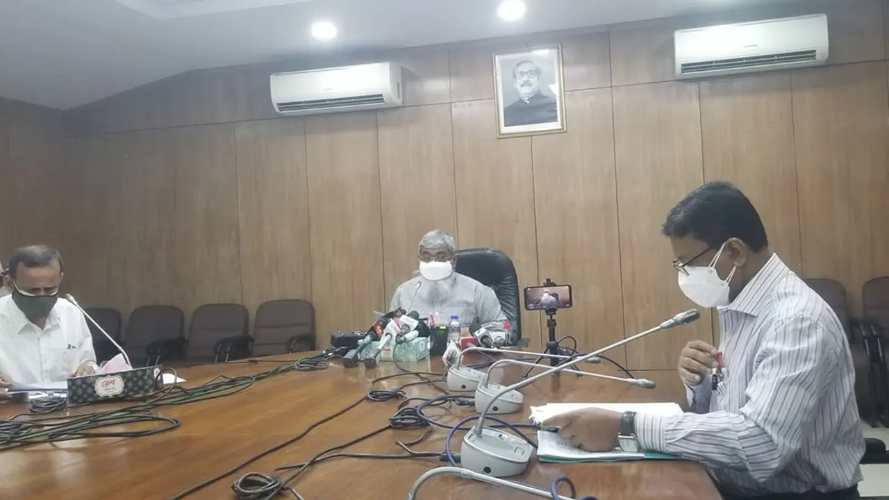 বিমানবন্দরে পিসিআর টেস্টের ব্যবস্থা করার নির্দেশ