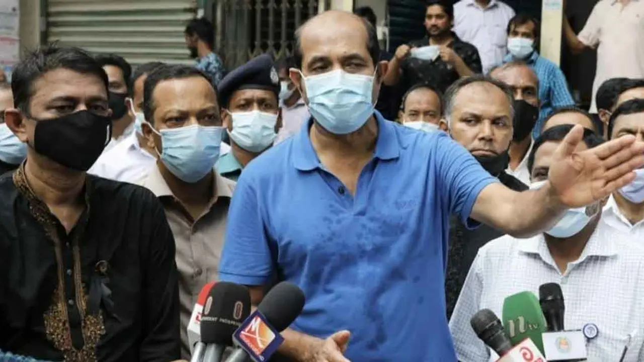 নোটিশ ছাড়াই ভেঙে দেওয়া হবে অবৈধ স্থাপনা : মেয়র আতিক