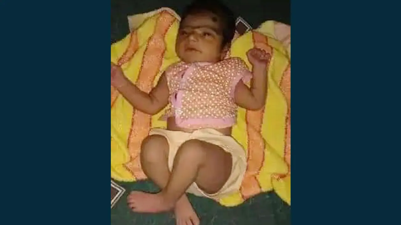 নবজাতককে খালে ফেলে দিলেন মা, এক দিন পর মিলল মরদেহ