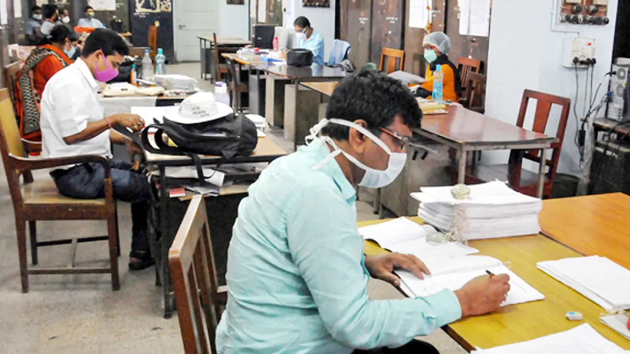 স্বাস্থ্যবিধি মেনে খোলা থাকবে সব অফিস