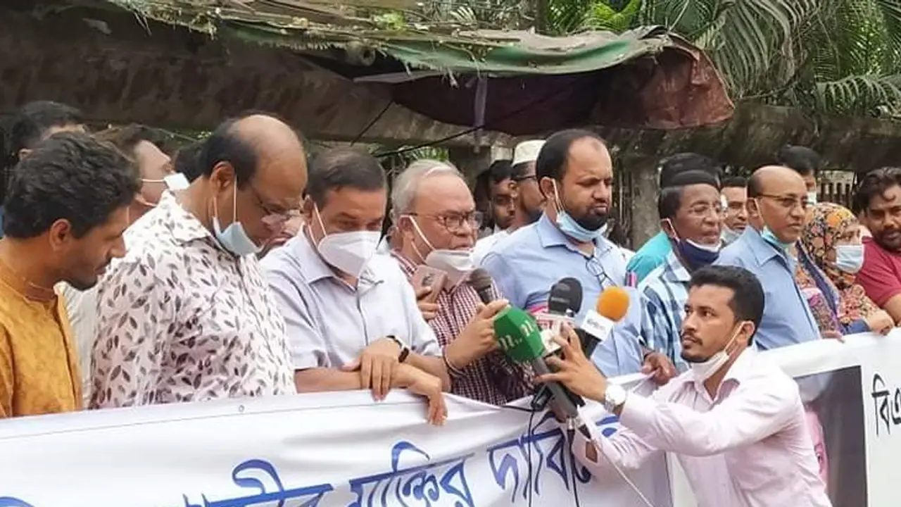 ঐতিহাসিক সত্যের প্রমাণ লাগে না : রিজভী