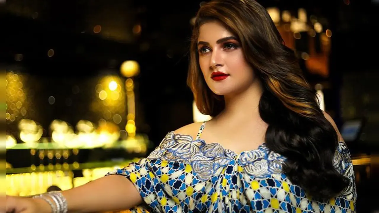 ক্লাস সিক্সে শ্রাবন্তীর প্রথম প্রেম, লুকিয়ে দেখাও করতেন
