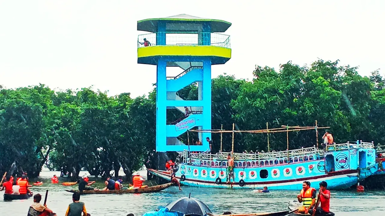 পর্যটনস্পটগুলোর নীরবতা ভেঙেছে