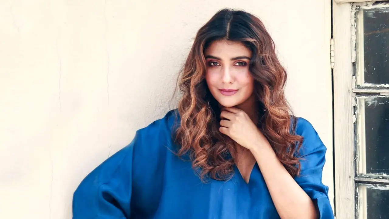 রহস্যের আড়ালে পার্ণো মিত্রের বিশেষ মানুষ