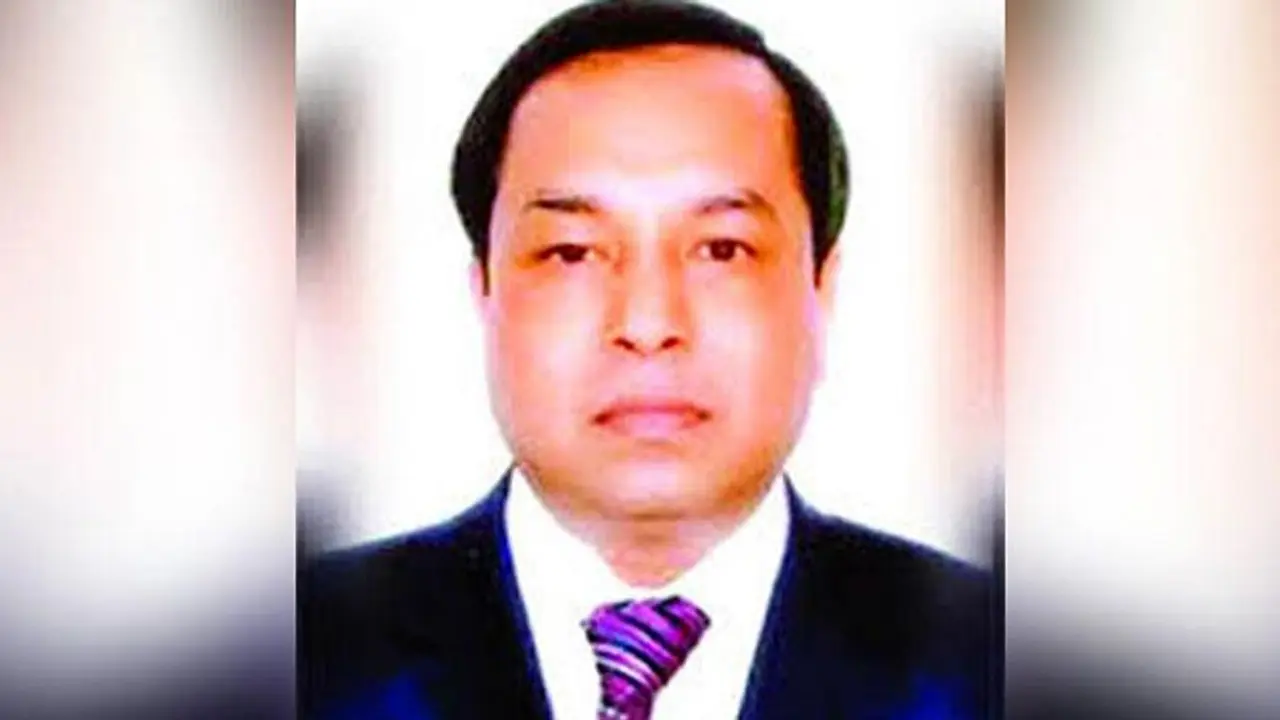 বেনাপোল দিয়েই দেশত্যাগ করেন পি কে হালদার