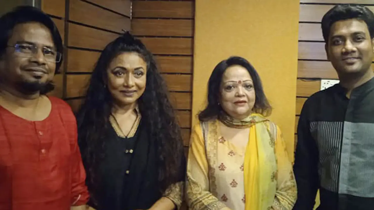 রোজিনার সিনেমায় গাইলেন সাবিনা ইয়াসমীন