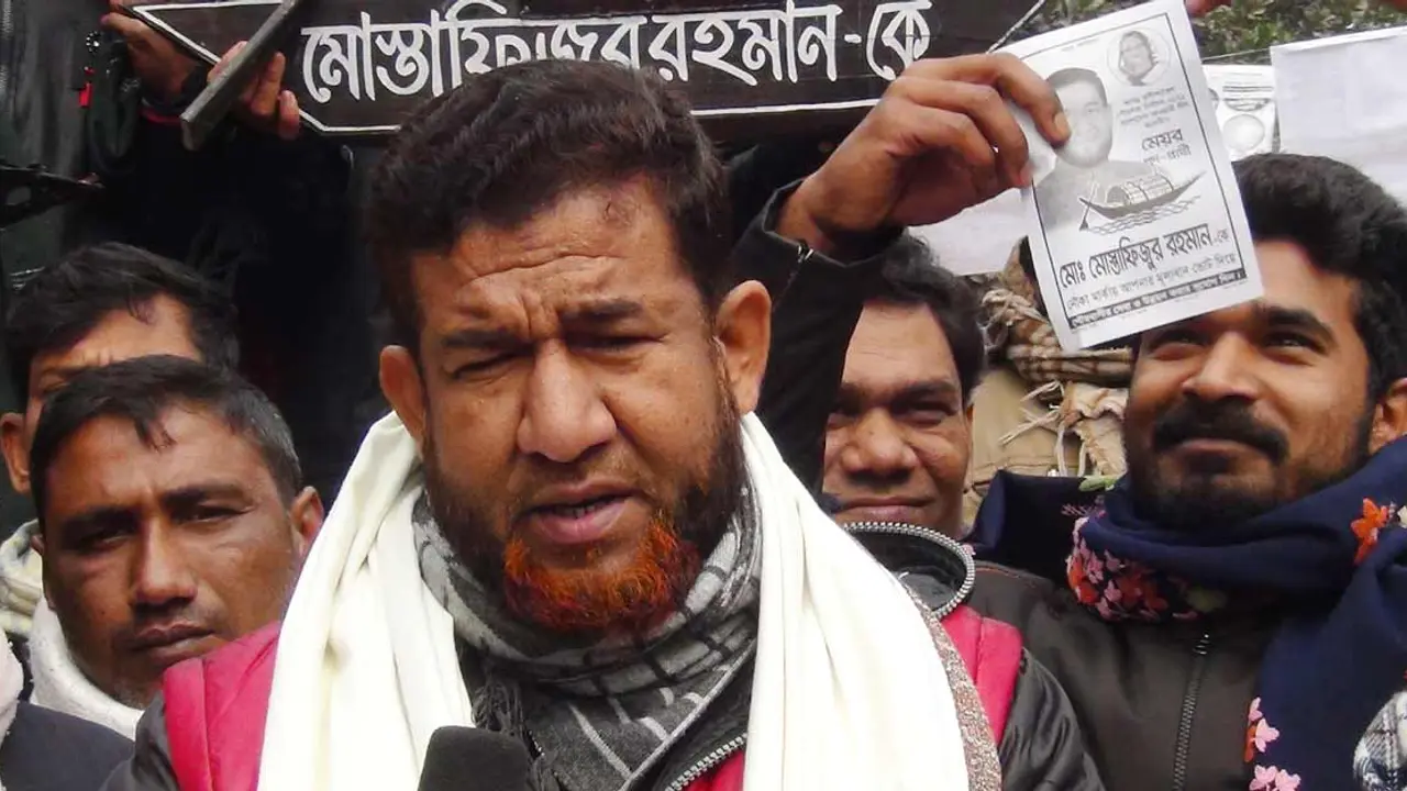 রাণীশংকৈল পৌর মেয়র নৌকার মোস্তাফিজুর