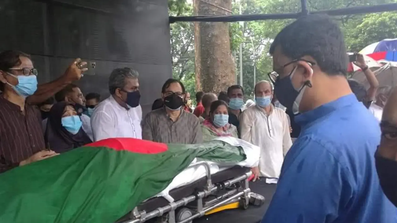 ফকির আলমগীর তার কর্মে বেঁচে থাকবেন