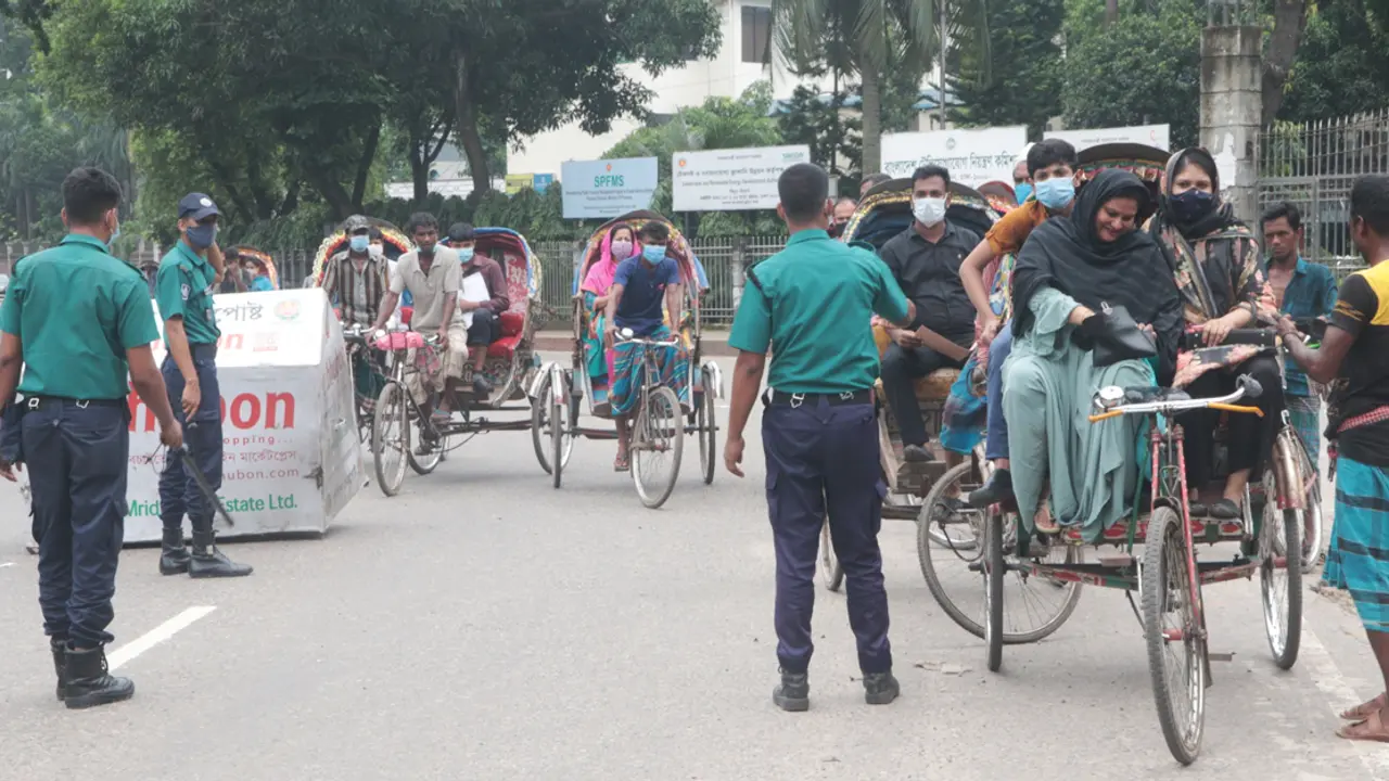 লকডাউন অমান্যে ঢাকায় একদিনে রেকর্ড ১১শ জন গ্রেফতার