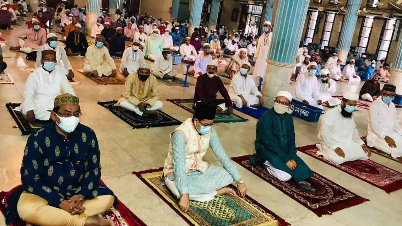 বায়তুল মোকাররমে ঈদের চতুর্থ জামাত অনুষ্ঠিত
