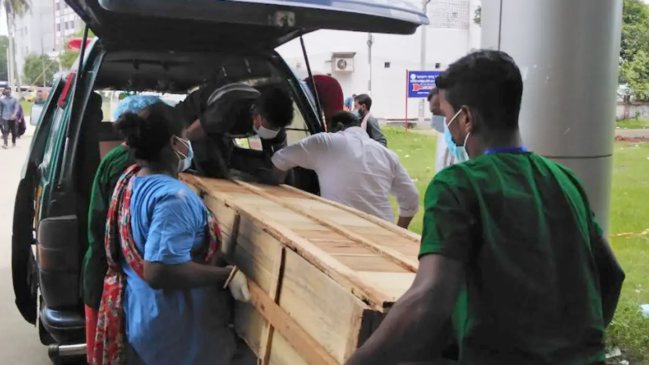 ২৪ ঘণ্টায় করোনায় ২১৮ জনের মৃত্যু