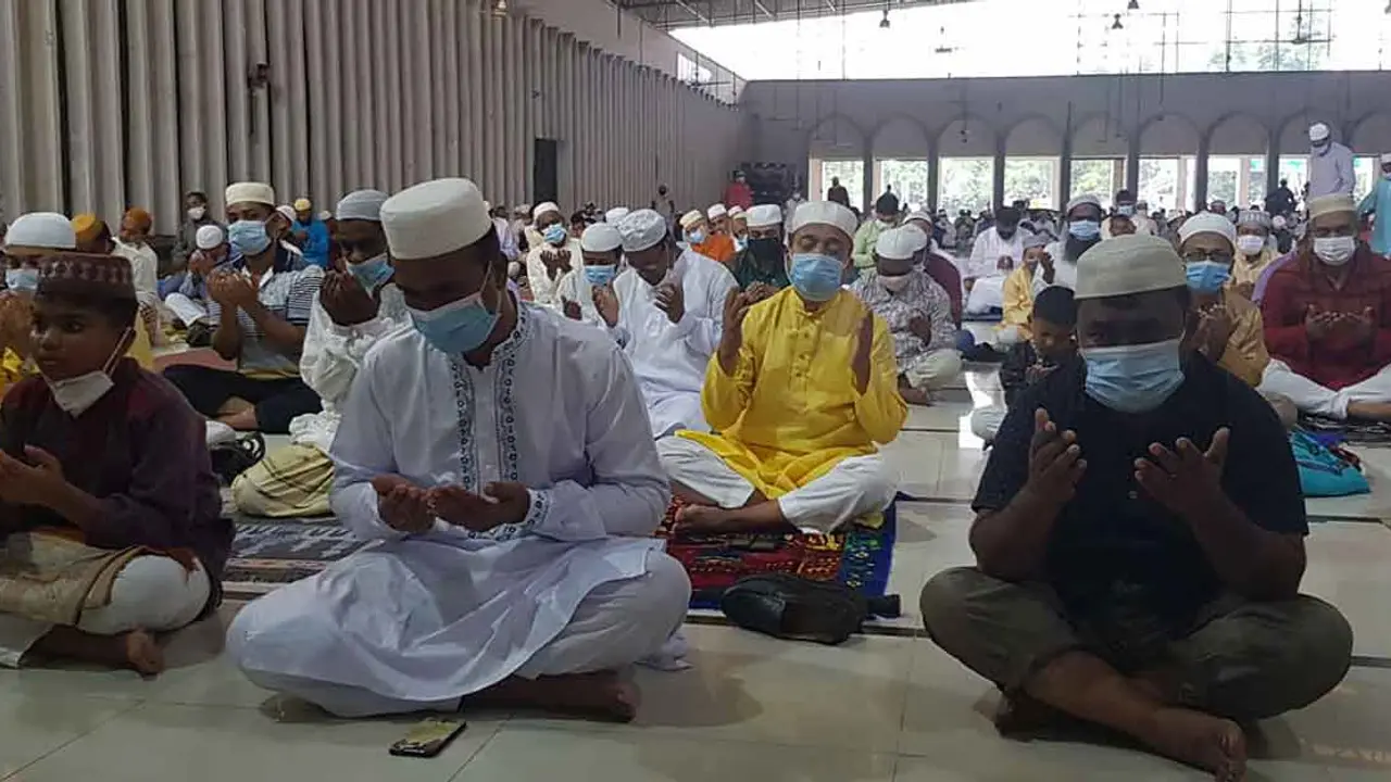 মহামা‌রি থে‌কে মুক্তি চেয়ে বিশেষ দোয়া