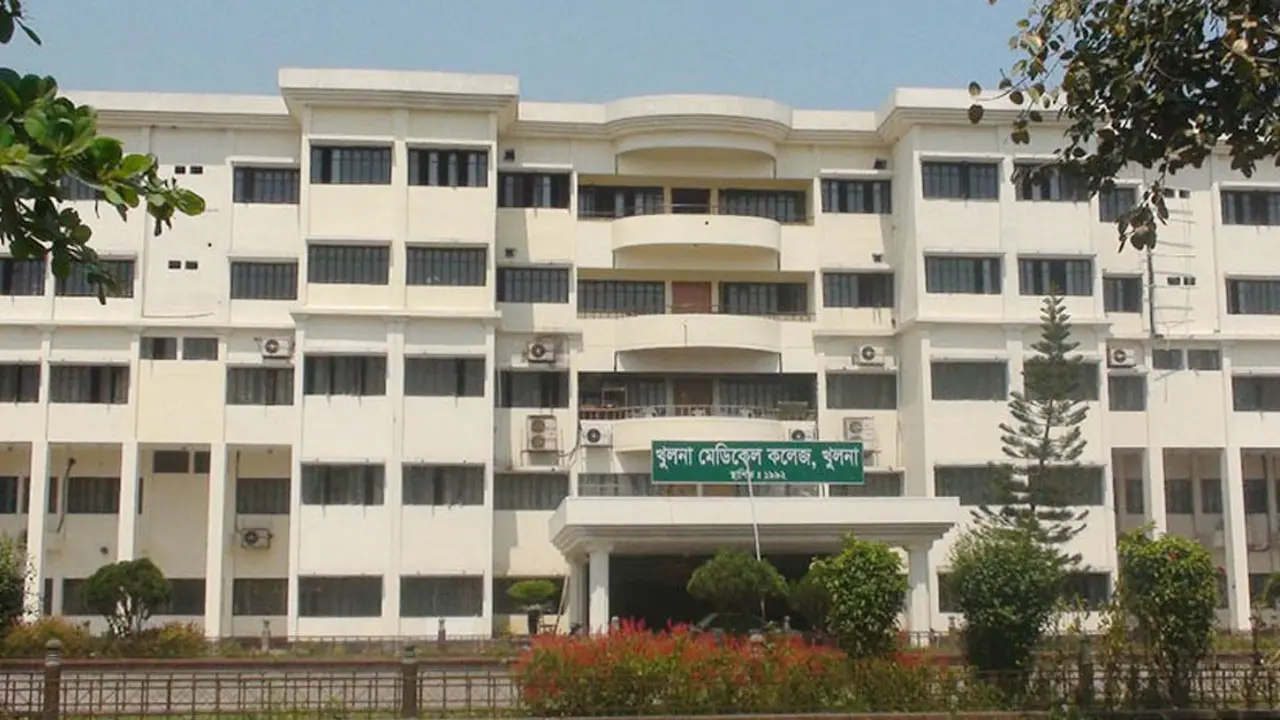 খুলনা বিভাগে এক দিনে ৩৩ জনের মৃত্যু