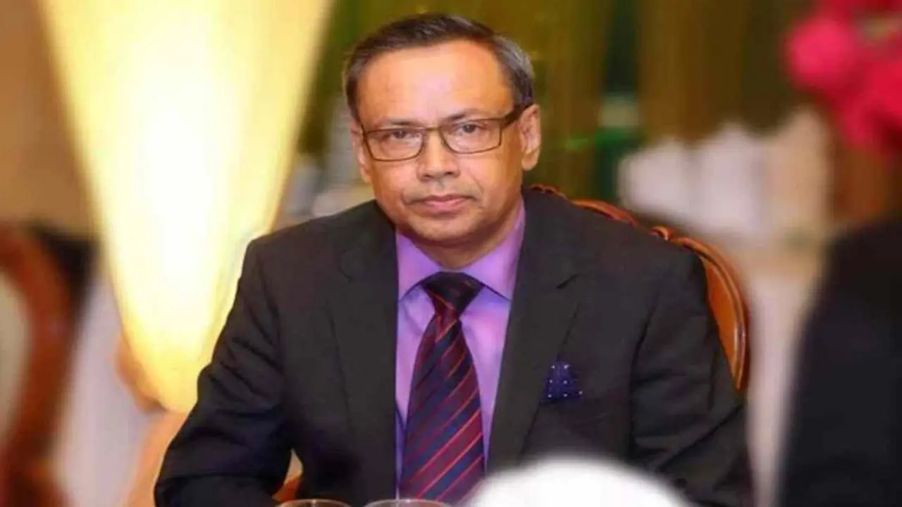 মদের জন্য পরীমণি গ্লাস ভাঙেন, গালিগালাজ করেন