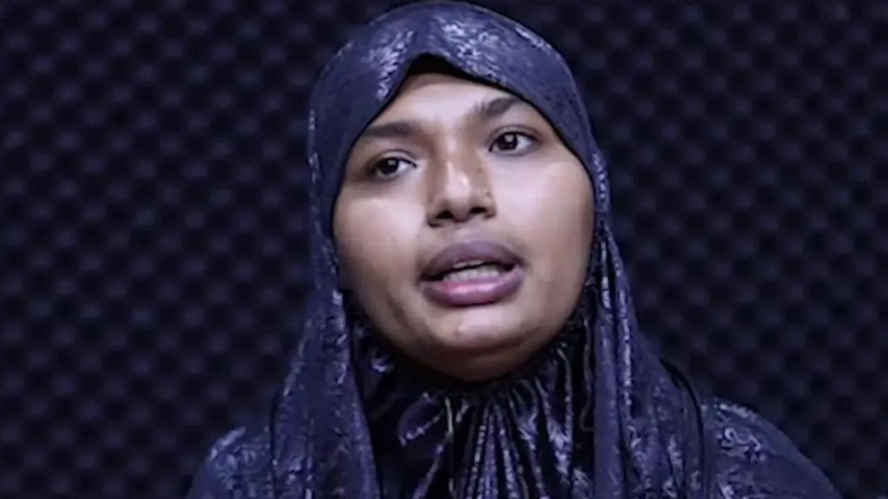 আপন ঠিকানায় ফিরতে চান রিনা