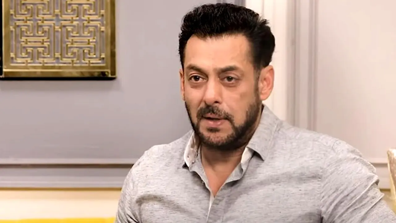 দুবাইতে স্ত্রী ও ১৭ বছরের সন্তান, যা বললেন সালমান