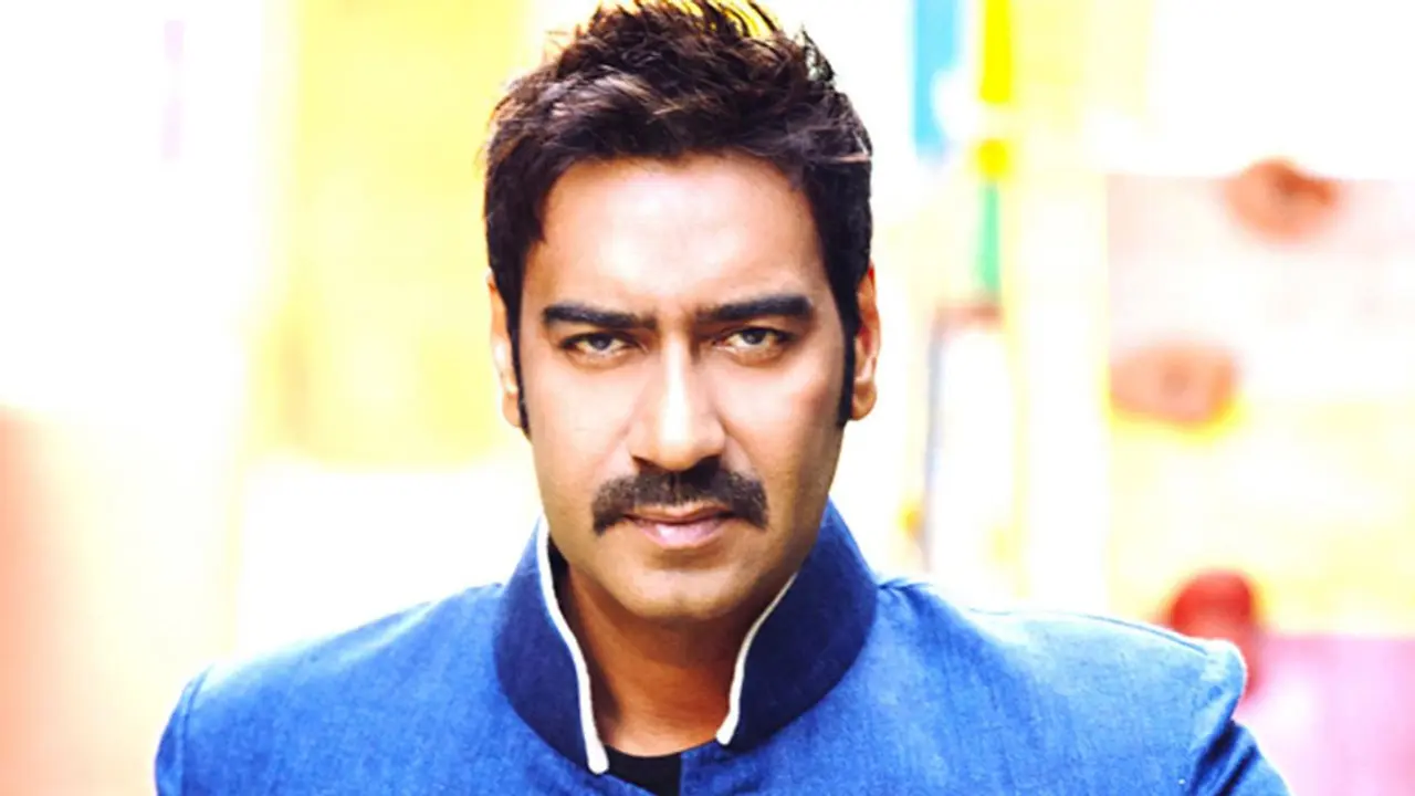দিল্লির পানশালার বাইরে মার খেলেন অজয় দেবগন!