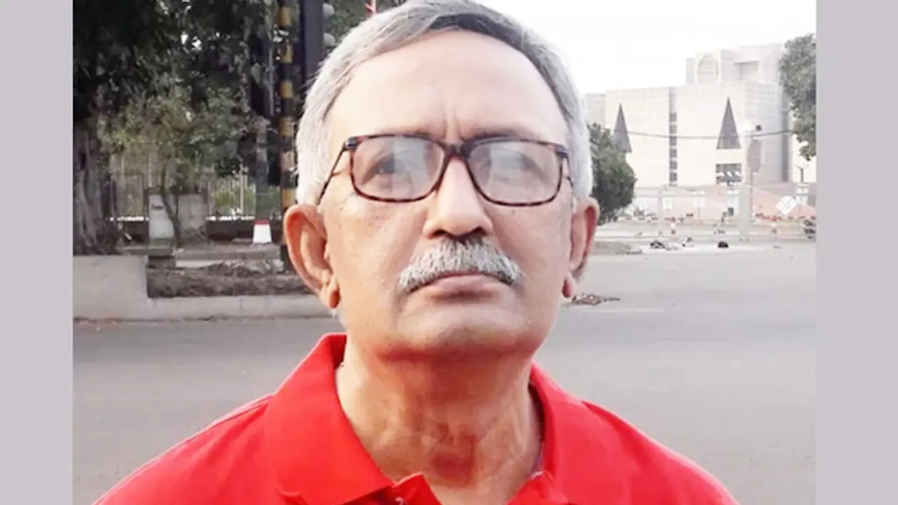 এয়ার অ্যাম্বুলেন্সে ঢাকার পথে এমপি বাদশা