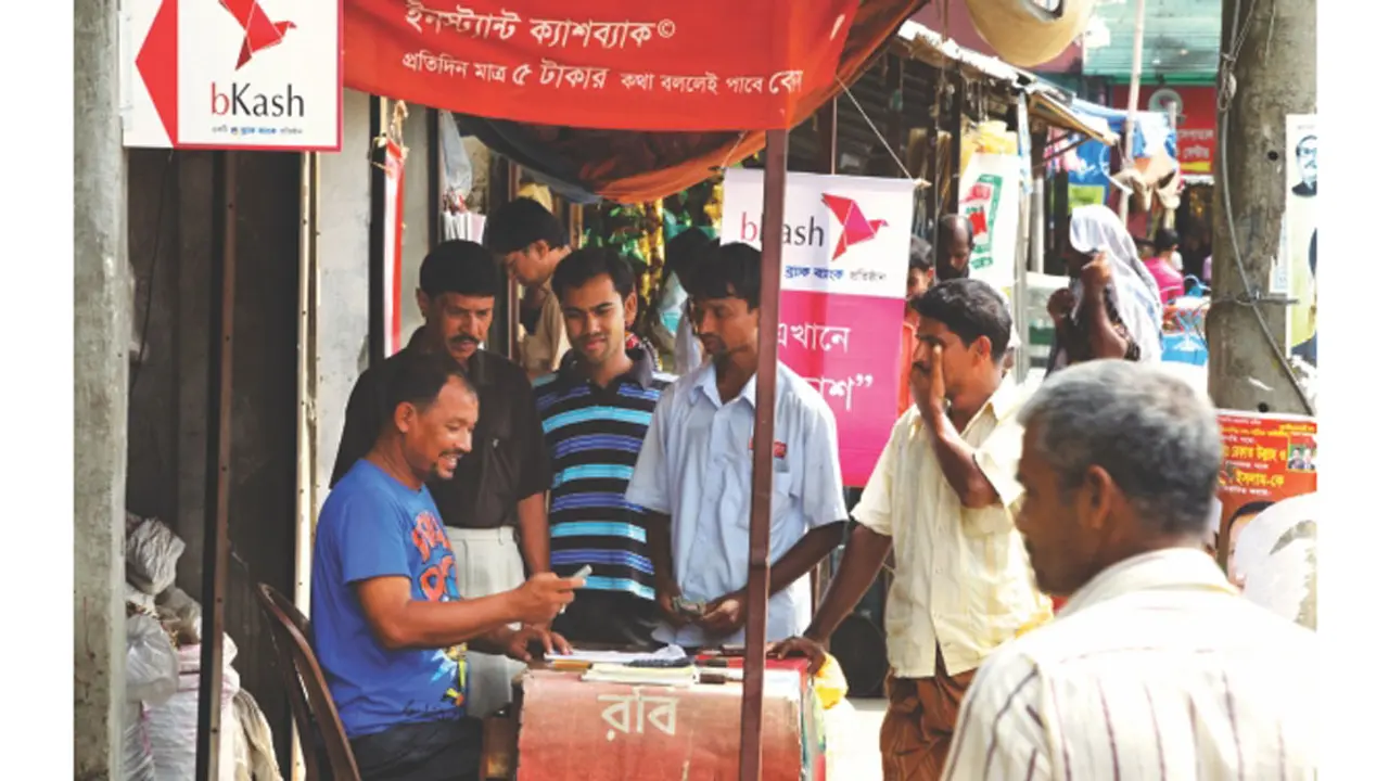২৫ হাজার টাকা পর্যন্ত সেন্ডমানি ফ্রি করল বিকাশ, খরচ বাড়লো বড় অংকে