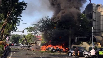 Bomb blast attack in south China kills four