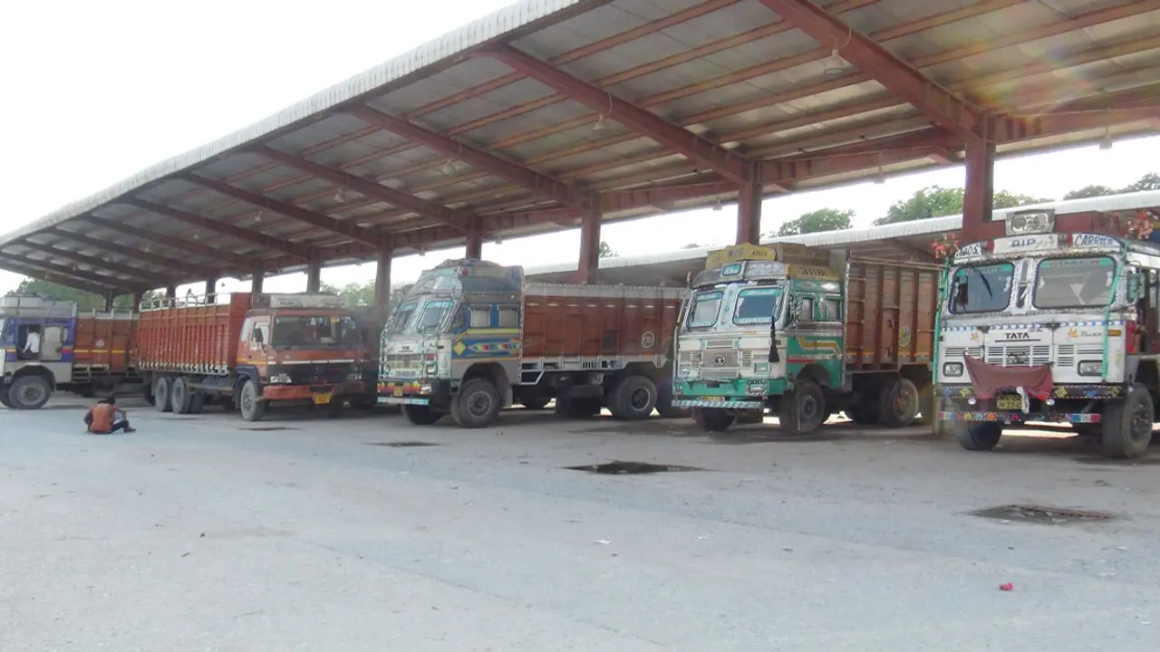 বুড়িমারী স্থলবন্দর দুই দিন বন্ধ