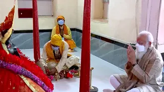 Narendra Modi visits Jessoreshwari temple in Satkhira