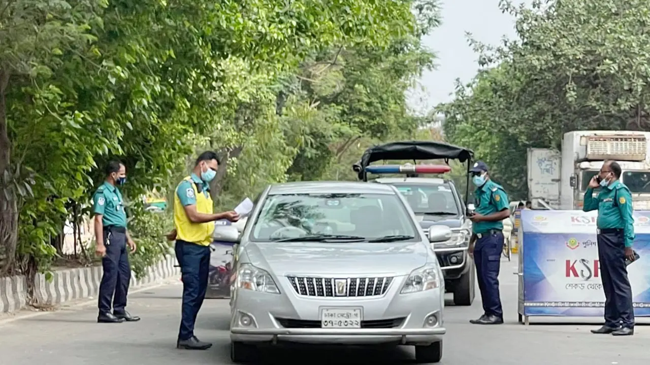 মুভমেন্ট পাস বহনে বাড়ছে অনীহা