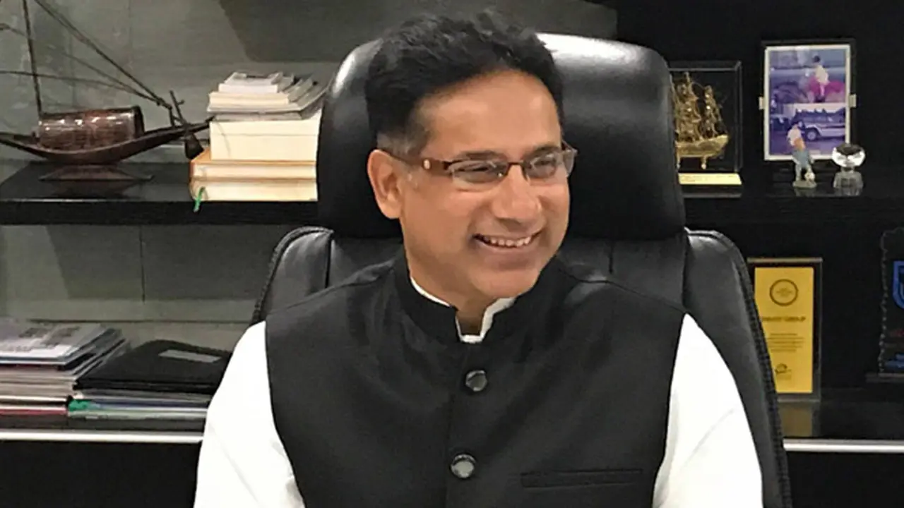 কিছু কথা গোপন রাখতে চান সালাম মুর্শেদী