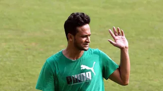 Shakib leaves Dhaka for IPL