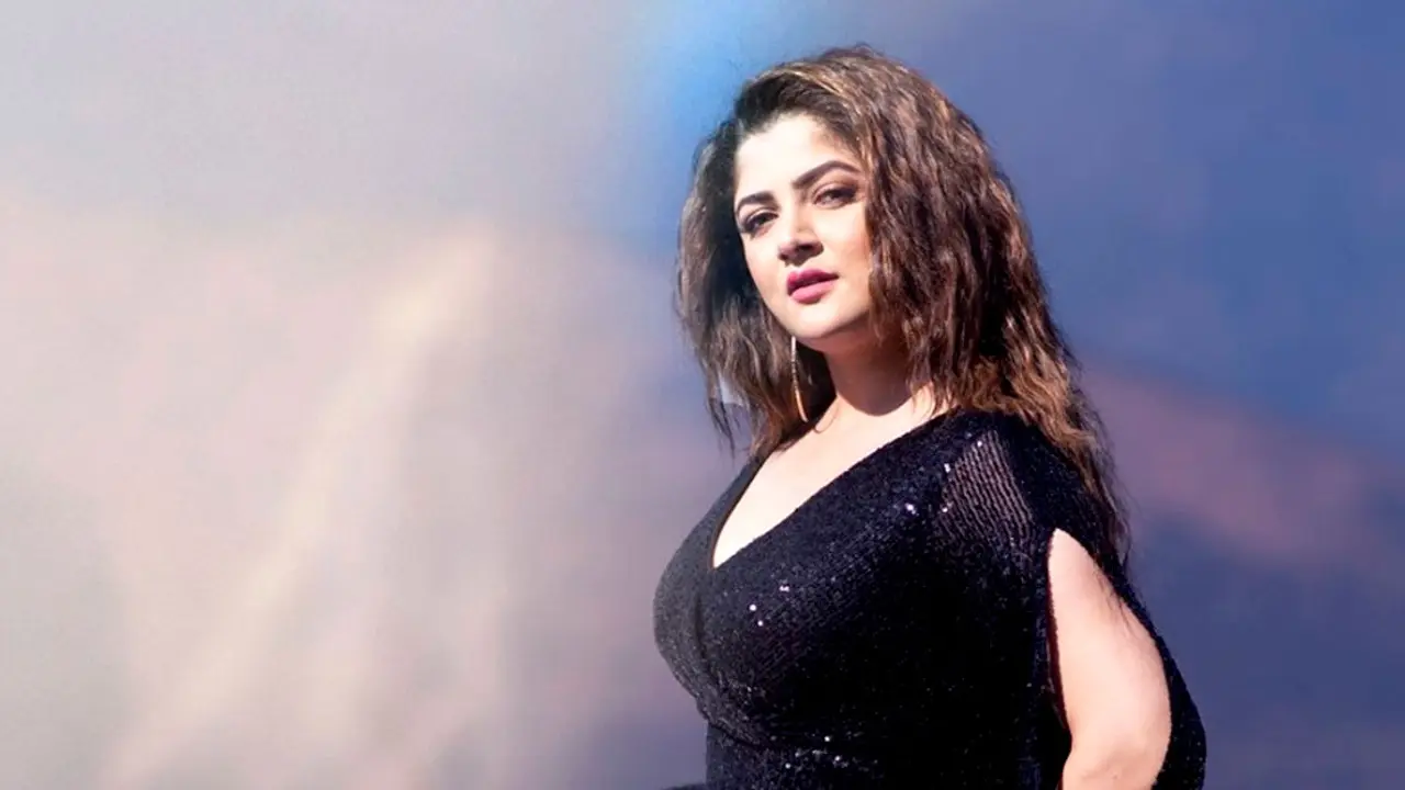 Srabanti Chatterjee : শ্রাবন্তী কত টাকার মালিক?