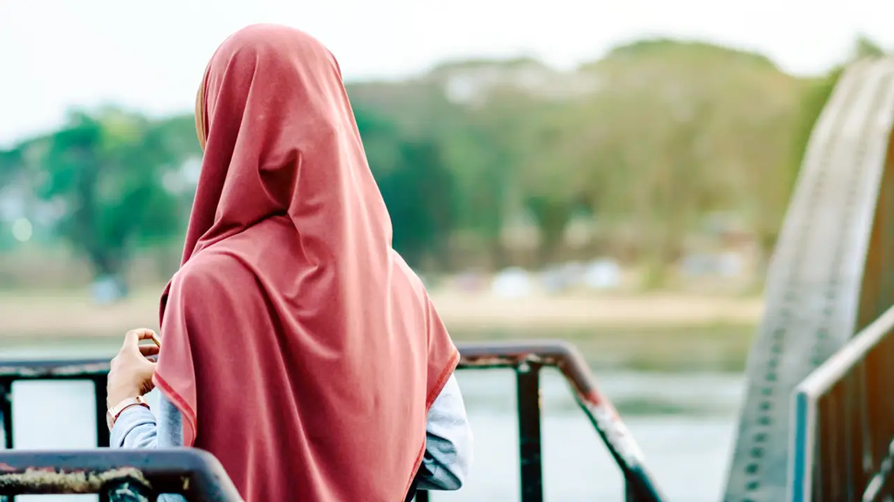 বিধবা নারীকে ইসলাম যে অধিকার-মর্যাদা দিয়েছে