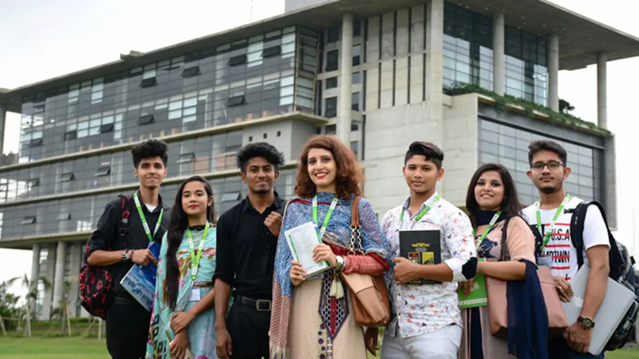 অনলাইন ক্লাস জরিপে দ্বিতীয় স্থানে গ্রিন ইউনিভার্সিটি