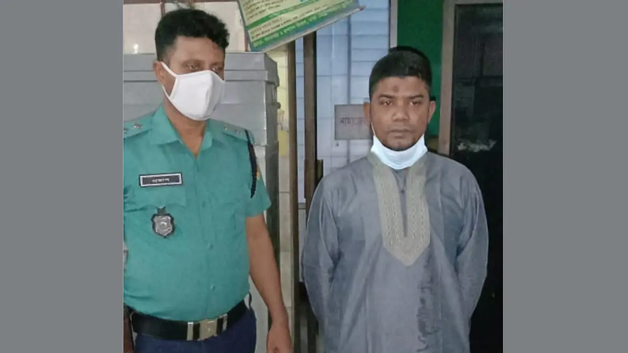 বংশালে রিকশাচালককে নির্যাতনকারী আটক
