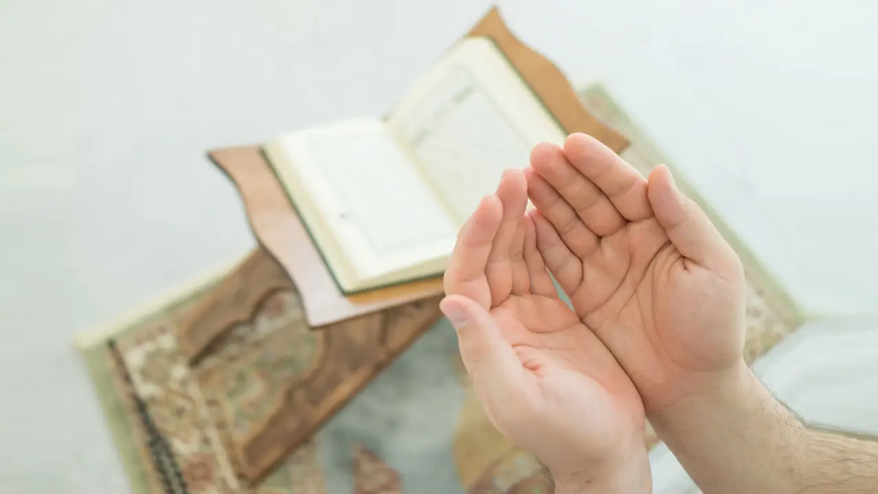 সকালে যে আমল করলে সারাদিন ভালো কাটবে
