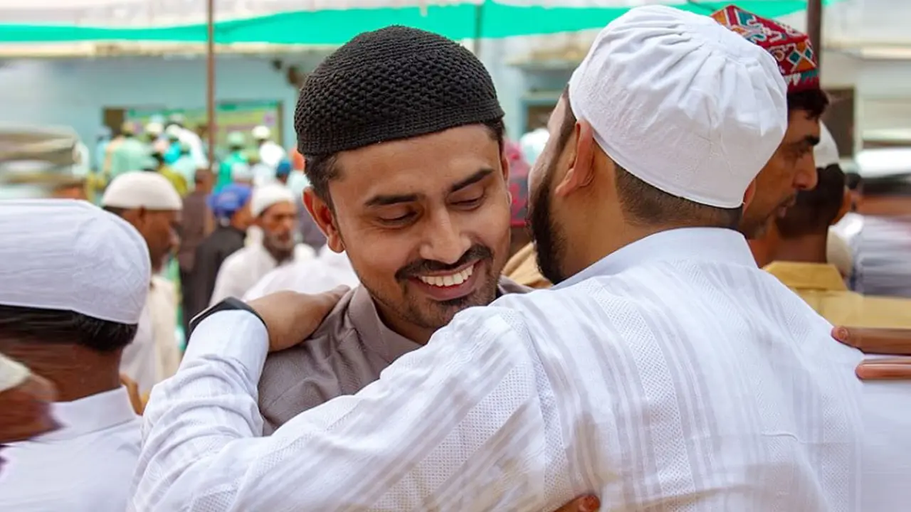 ঈদের শুভেচ্ছা জানাবেন যেভাবে