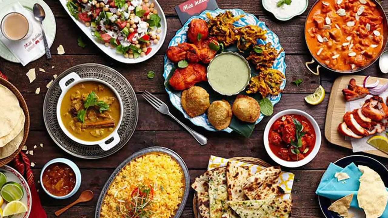 কাশ্মীর ভ্রমণ : সেরা ১০ খাবার
