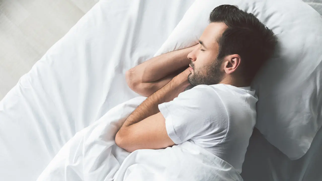 রাতে ভালো ঘুমাতে চান? তাহলে এই কাজগুলো করুন