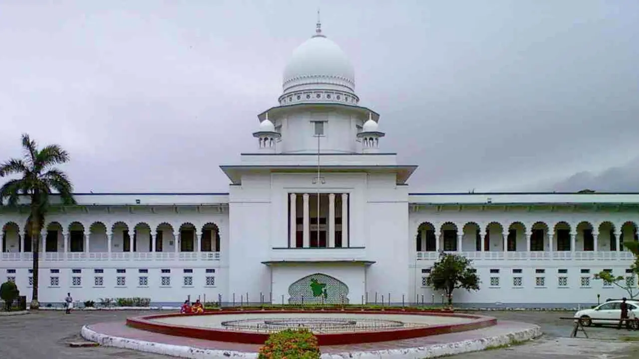 এমসি কলেজে গণধর্ষণ : অধ্যক্ষ ও হোস্টেল সুপারকে বরখাস্তের নির্দেশ