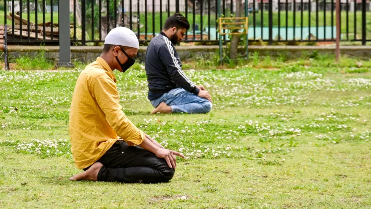 নামাজ আদায়ের জন্য কি ইকামত দিতেই হয়?