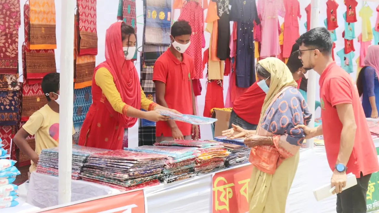 এবার বিনামূল্যে ঈদের পোশাক দিচ্ছে মুক্তির বন্ধন