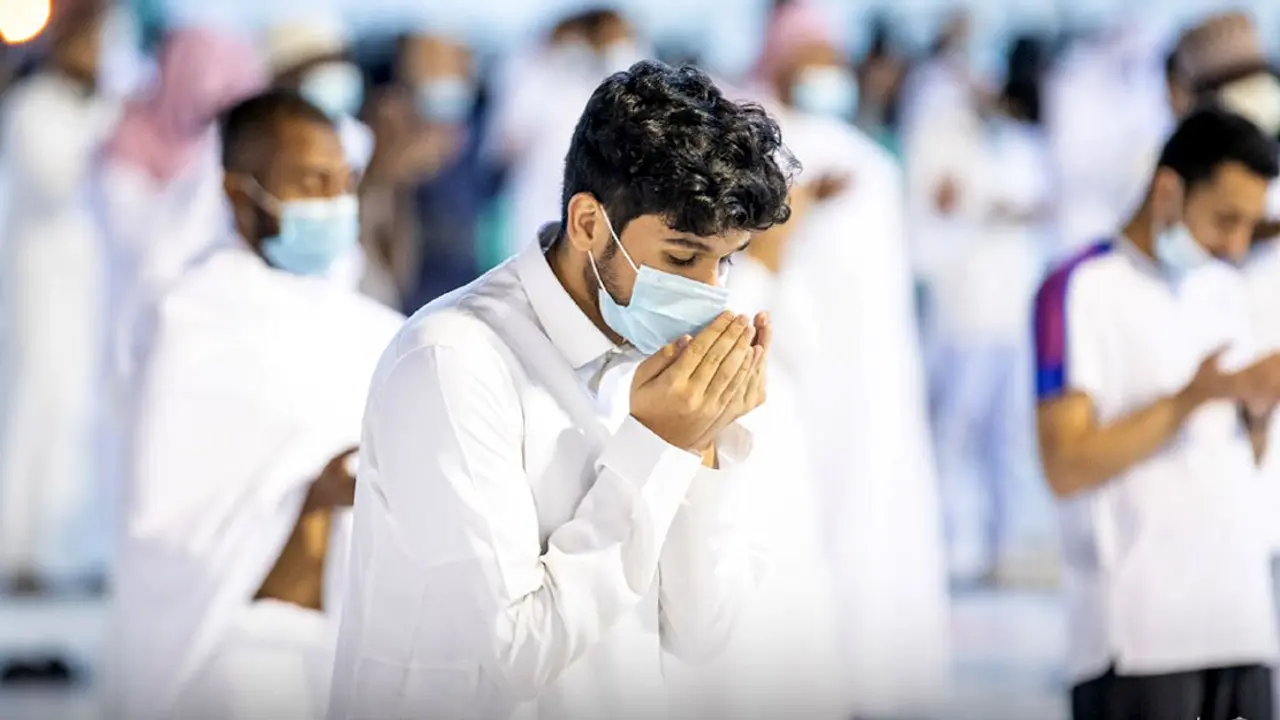 শবে কদরে যে আমল করবেন