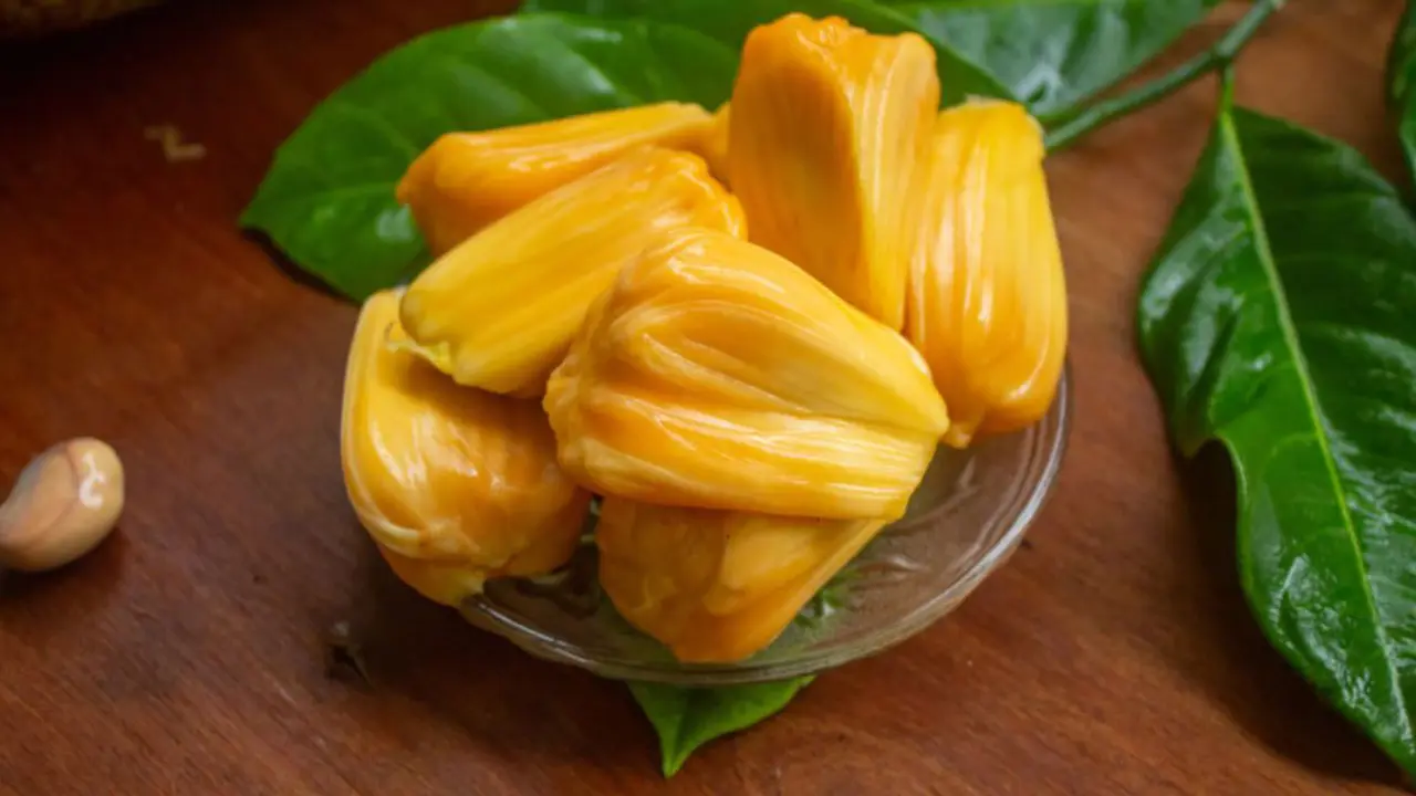 ভালো কাঁঠাল চেনার উপায়