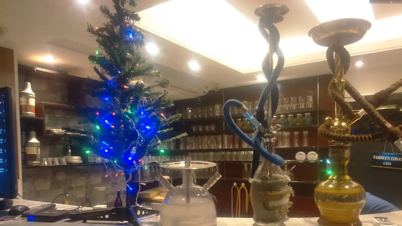 গুলশানের ওই সিসা বার চালাতেন ওমর সানি-মৌসুমীর ছেলে