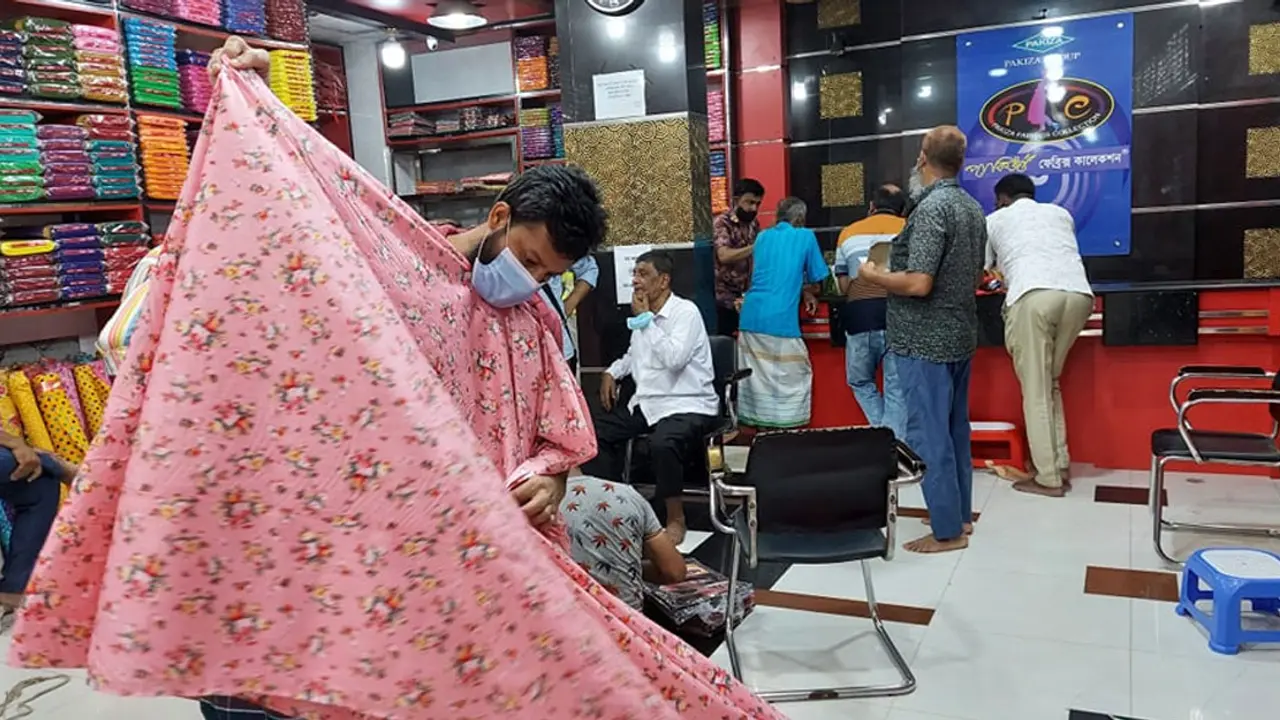 পাইকারি ক্রেতাশূন্য বাবুরহাট