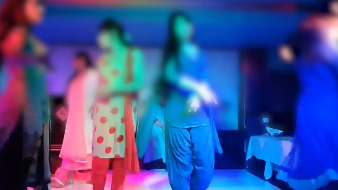 টিকটক-লাইকিতে আগ্রহীদের টার্গেট, চাকরির নামে বিদেশ পাচার