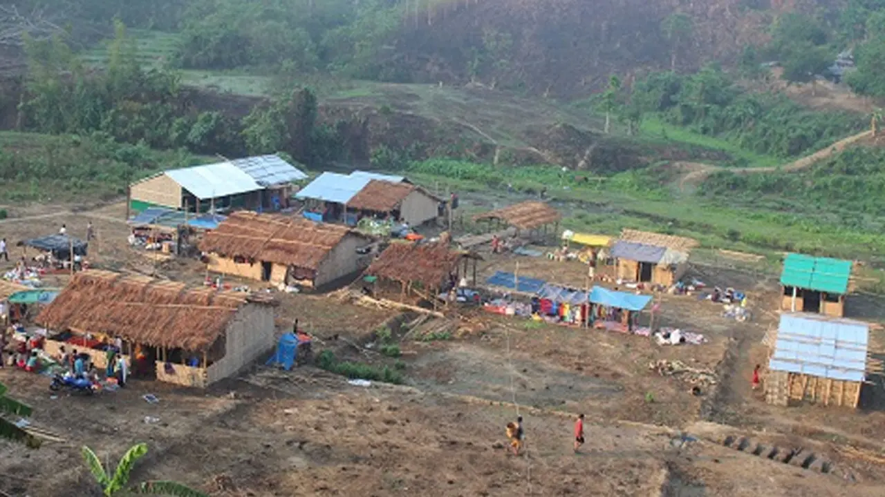 যেখানে এখনো পোঁছায়নি মোবাইল নেটওয়ার্ক